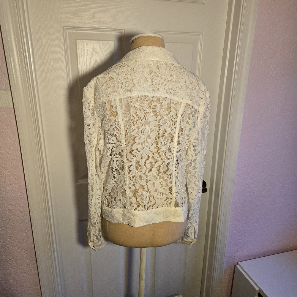 Bebe Biker Jacket Sheer Ivory Lace Size 12 Feminine Zipper Cropped Vintage Vibes - Picture 4 of 8